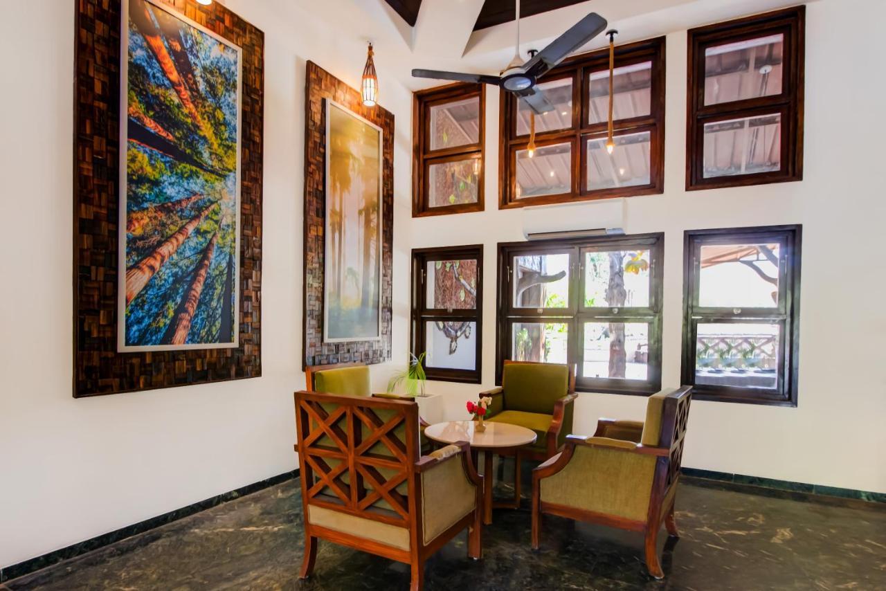 מלון Club Mahindra Netrang מראה חיצוני תמונה